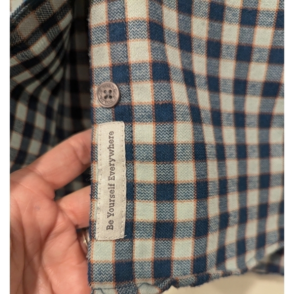 Toad&Co Dakotah Long Sleeve Plaid Button Down Shirt Size Medium - Picture 2 of 9